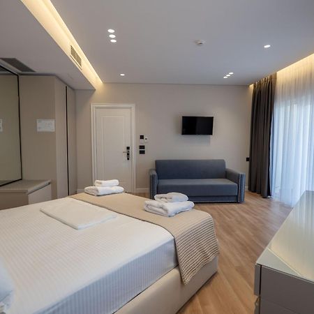 Ami Mar Hotel Sarande Ngoại thất bức ảnh
