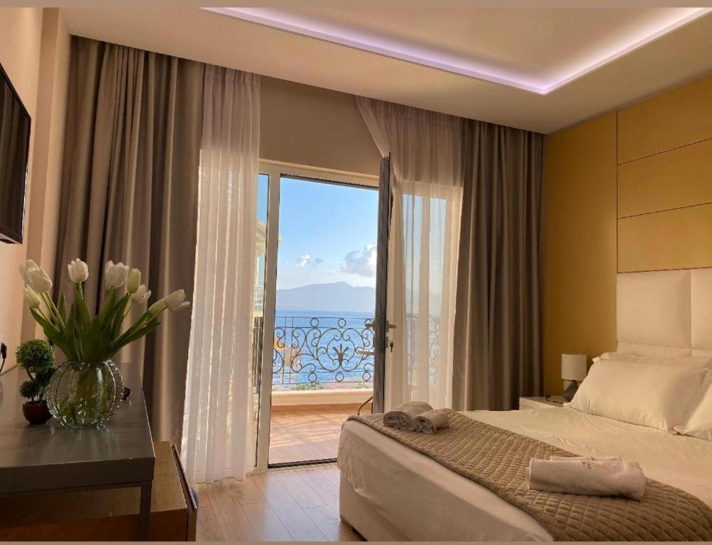 Ami Mar Hotel Sarande Ngoại thất bức ảnh