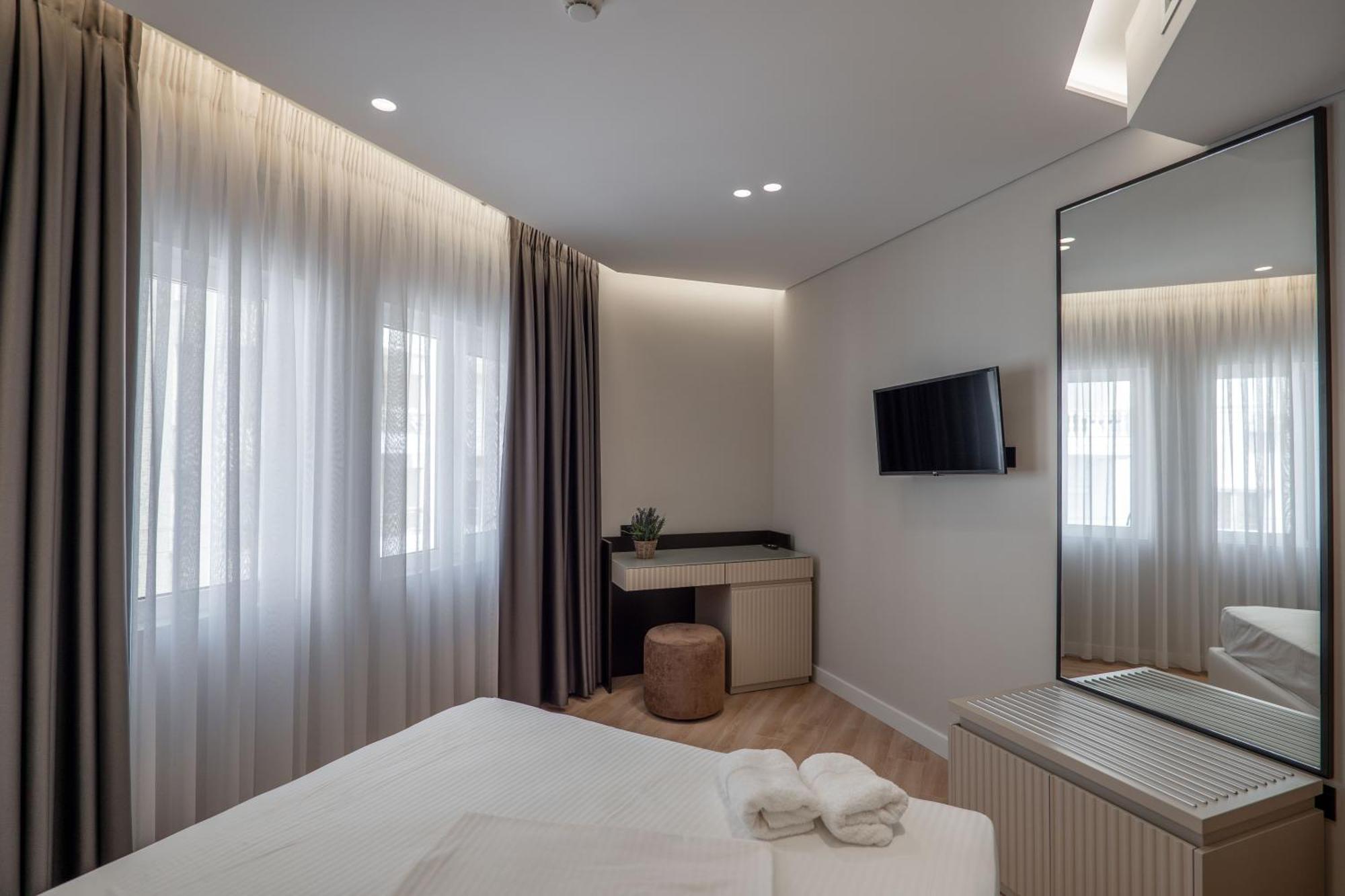 Ami Mar Hotel Sarande Ngoại thất bức ảnh