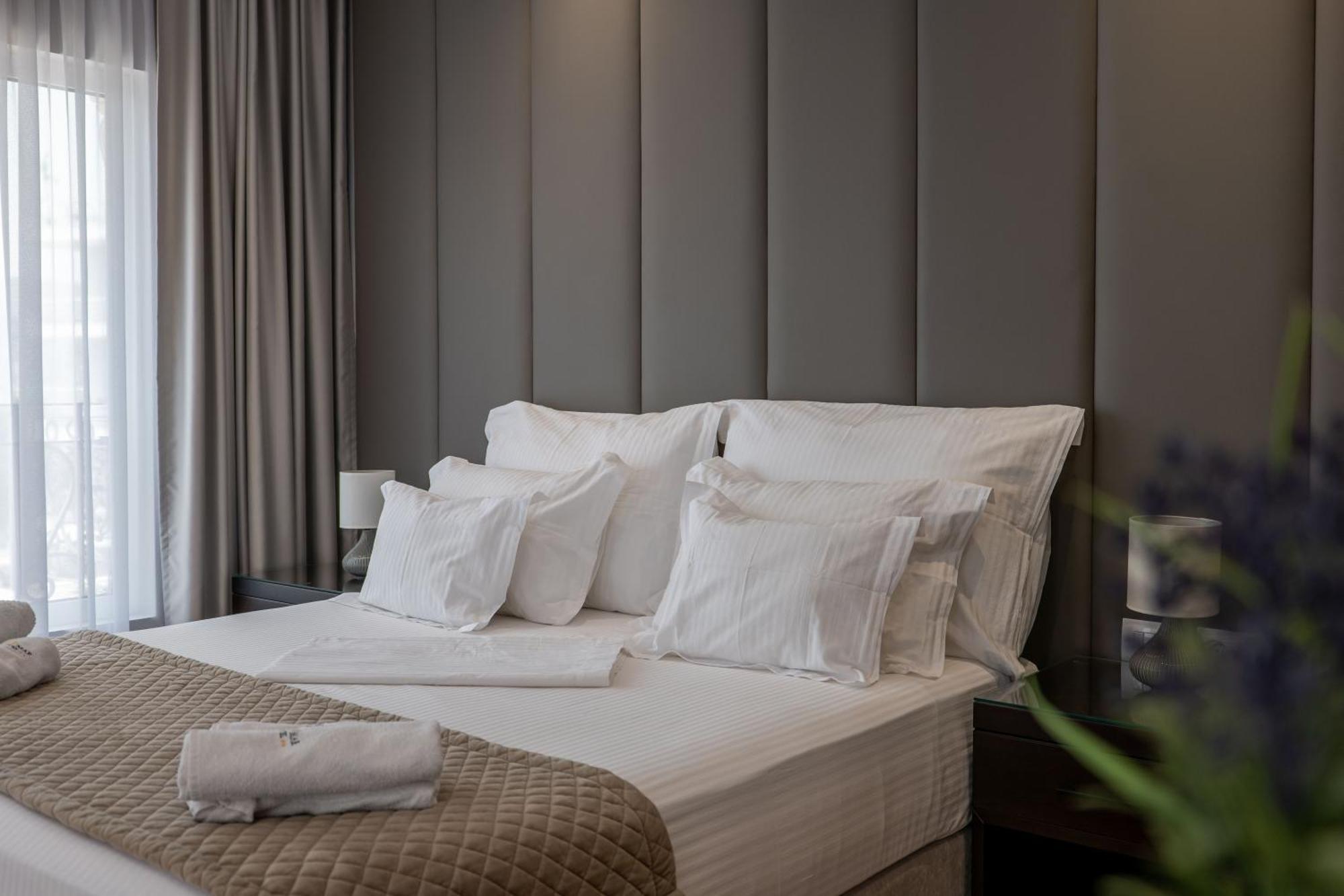 Ami Mar Hotel Sarande Ngoại thất bức ảnh