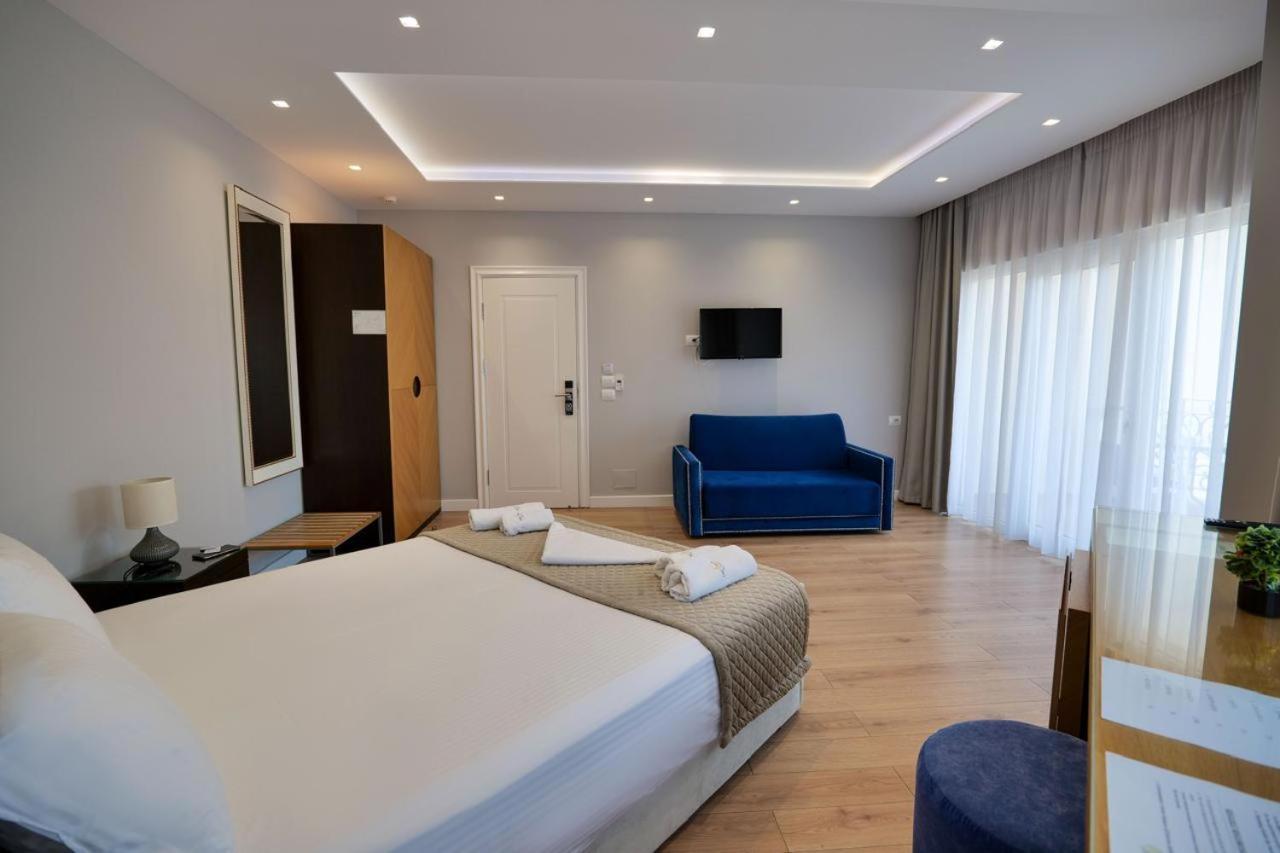 Ami Mar Hotel Sarande Ngoại thất bức ảnh