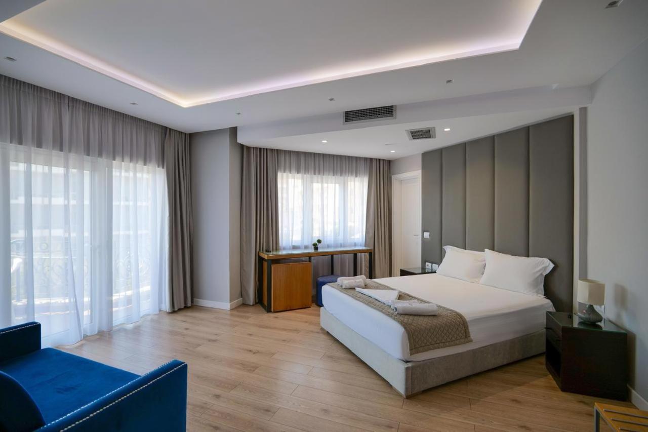 Ami Mar Hotel Sarande Ngoại thất bức ảnh