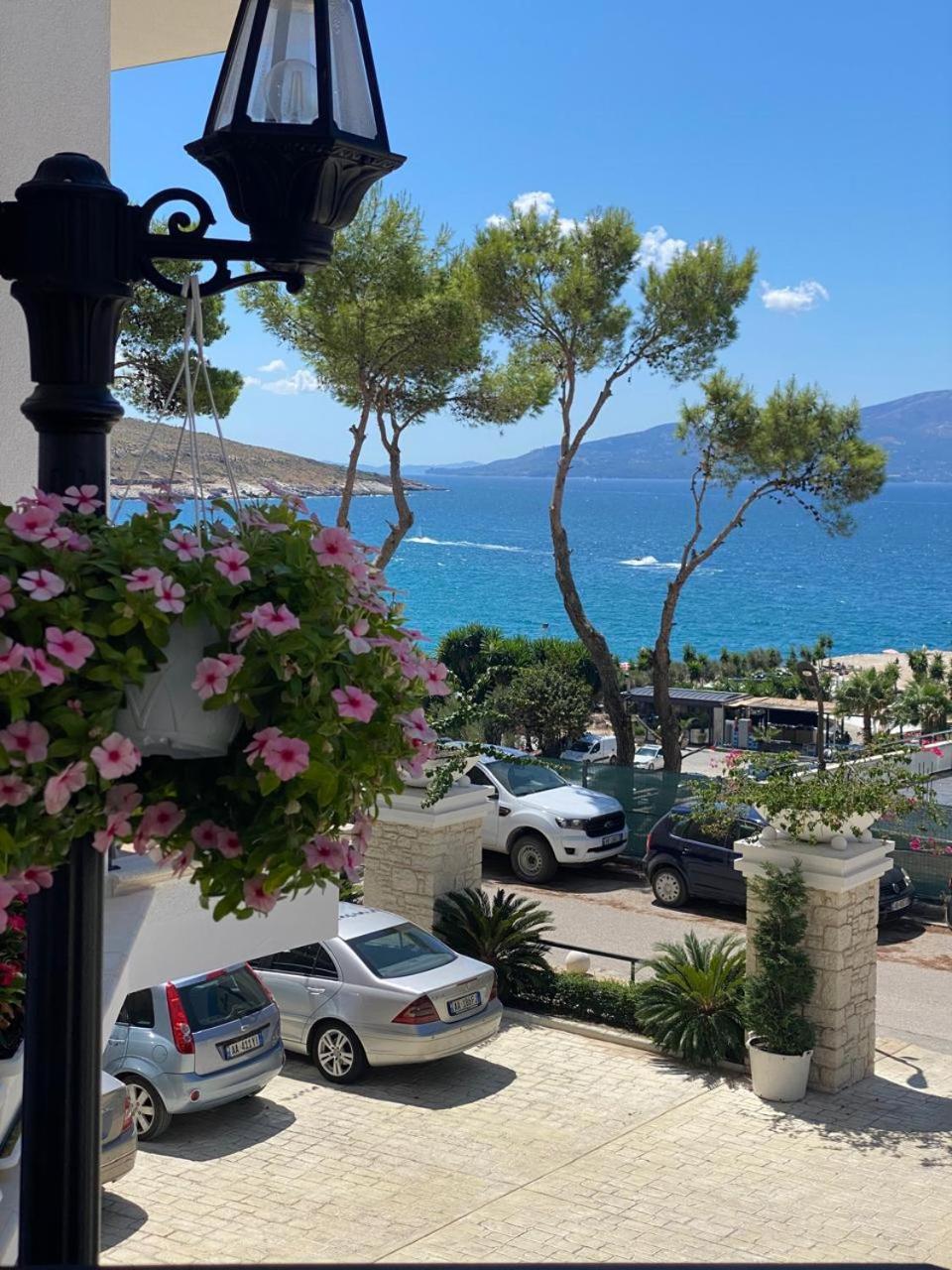 Ami Mar Hotel Sarande Ngoại thất bức ảnh